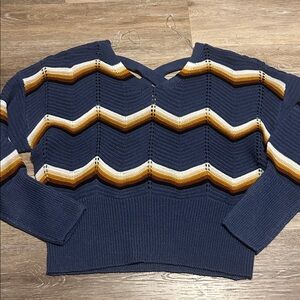Navy Chevron Knit Sweater💥